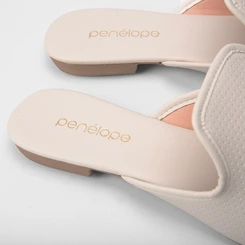 Mule Feminino Penélope Perfuros Off White