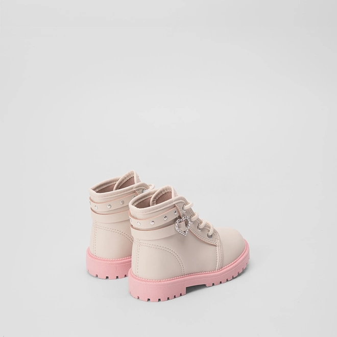 Bota Coturno Molekinha Bebê Coração Rebites Off White
