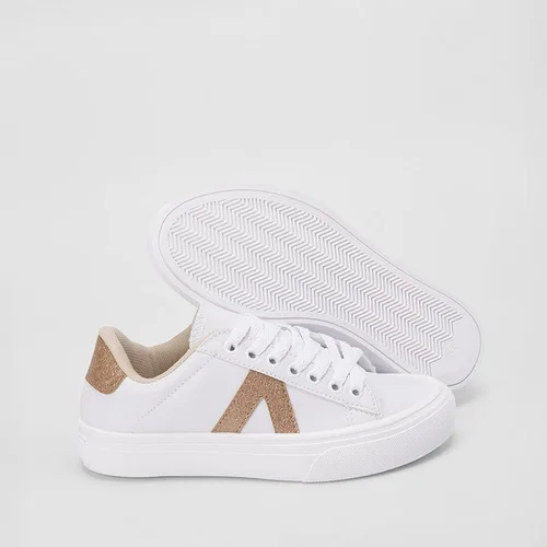 Tênis Feminino Star Feet Casual Detalhe Lateral Branco
