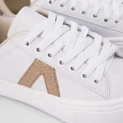 Tênis Feminino Star Feet Casual Detalhe Lateral Branco