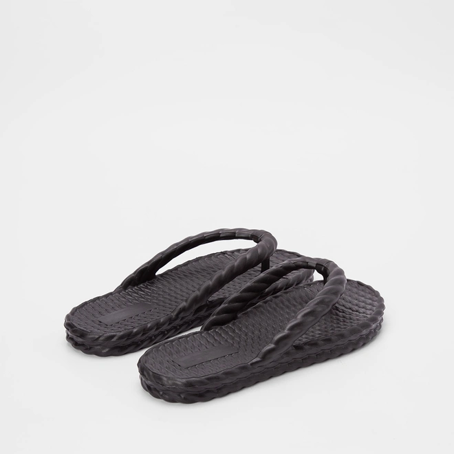 Chinelo Gabriela Textura Tressê Preto