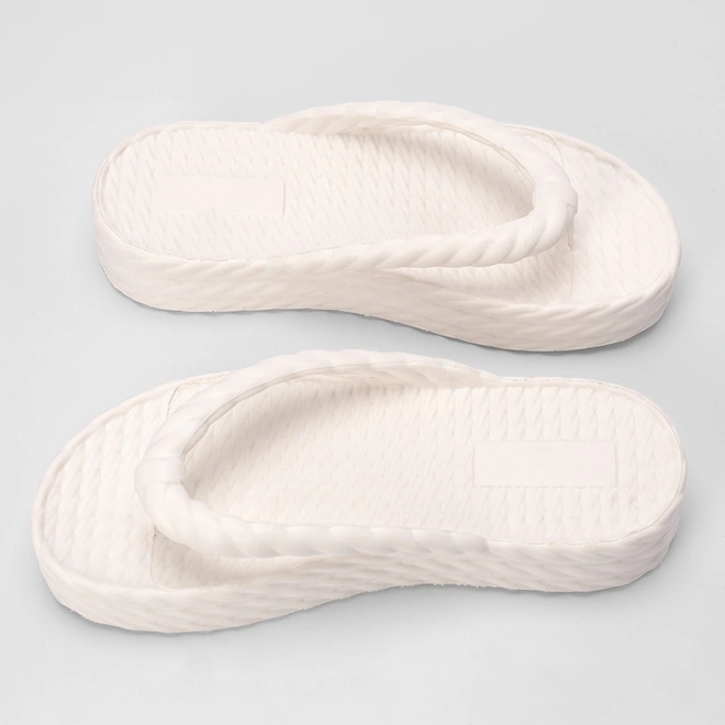 Chinelo Gabriela Flatform Textura Tressê Branco