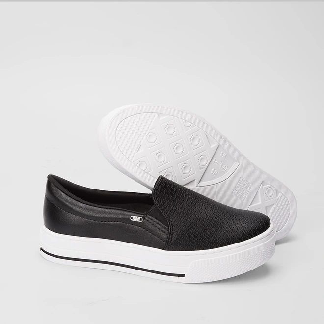 Slip On Via Marte Flatform Texturizado Preto