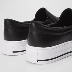 Slip On Via Marte Flatform Texturizado Preto