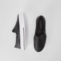 Slip On Via Marte Flatform Texturizado Preto