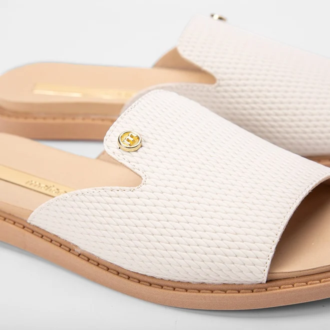 Rasteira Moleca Off White