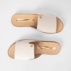 Rasteira Moleca Off White