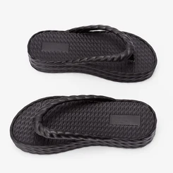 Chinelo Gabriela Flatform Textura Tressê Preto
