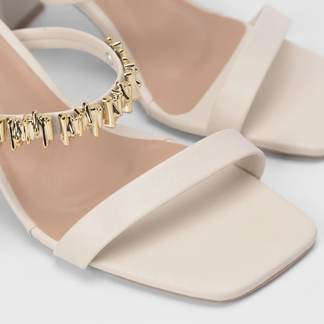 Tamanco Feminino Gabriela Salto Taça Aplicação Estilizada Off White