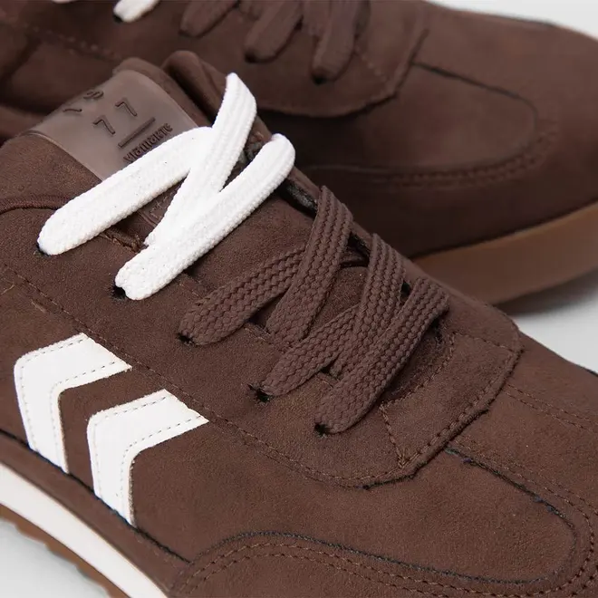 Tênis Via Marte Casual Feminino Detalhe Lateral Marrom