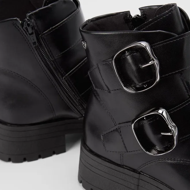 Bota Biker Mississipi Tratorado Fivela Estilizada Preto