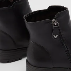 Bota Mississipi Tratorado Básica Cano Curto Preto