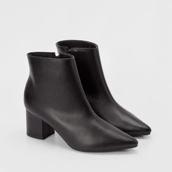 Ankle Boot Gabriela Salto Médio Bico Fino Preto