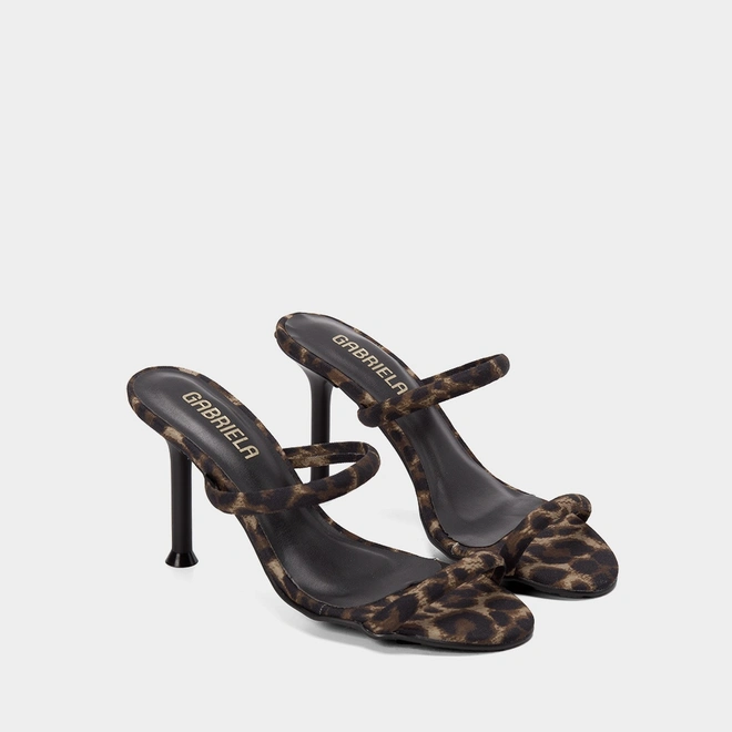 Tamanco Gabriela Salto Alto Tiras Slim Animal Print Onça
