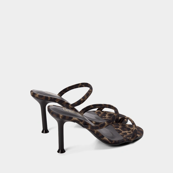 Tamanco Gabriela Salto Alto Tiras Slim Animal Print Onça