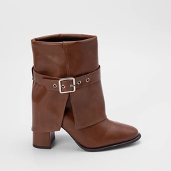 Ankle Boot Feminina Gabriela Salto Alto Capa & Fivela Caramelo