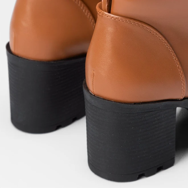 Bota Coturno Sua Cia Salto Bloco Caramelo