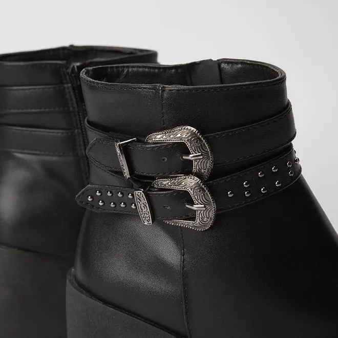 Ankle Boot Sua Cia Fivela Estilizada Preto