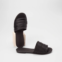 Rasteira Feminina Moleca Multitiras Preto