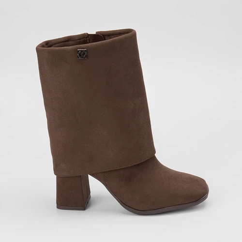 Bota Via Marte Salto Alto Detalhe Capa Marrom