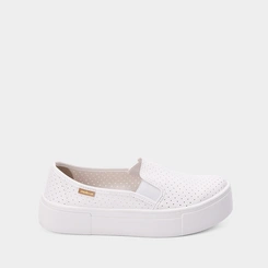 Slip On Feminino Moleca Flatform Calce Fácil Detalhe Perfuros Branco