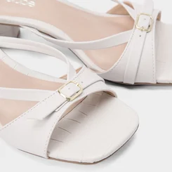 Tamanco Feminino Penélope Salto Geométrico Textura Croco Fivela Off White