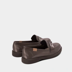 Mocassim Loafer Moleca Texturizada Marrom