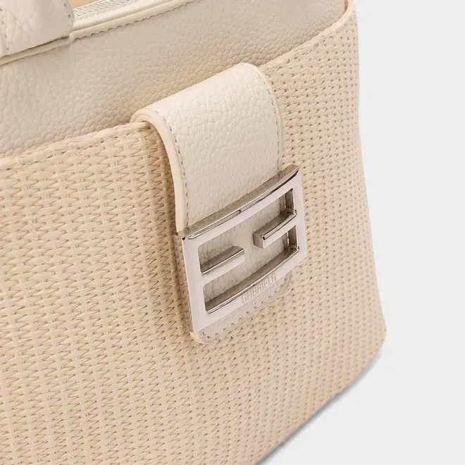Bolsa Satchel Gabriela Média Transversal Ráfia Detalhe Fivela Marfim