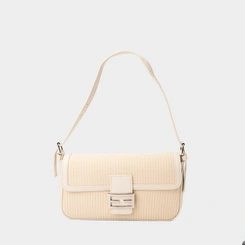 Bolsa Baguete Gabriela Pequena Ráfia Detalhe Fivela Marfim
