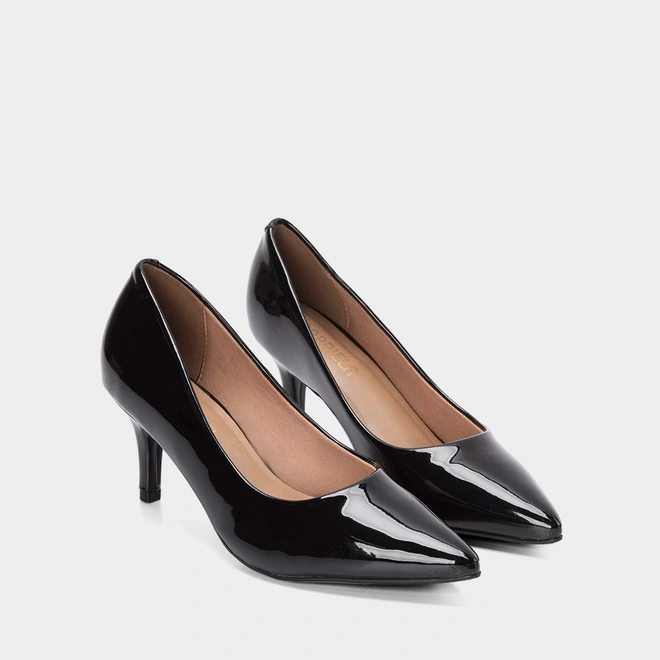 Scarpin Feminino Gabriela Salto Médio Fino Verniz Preto