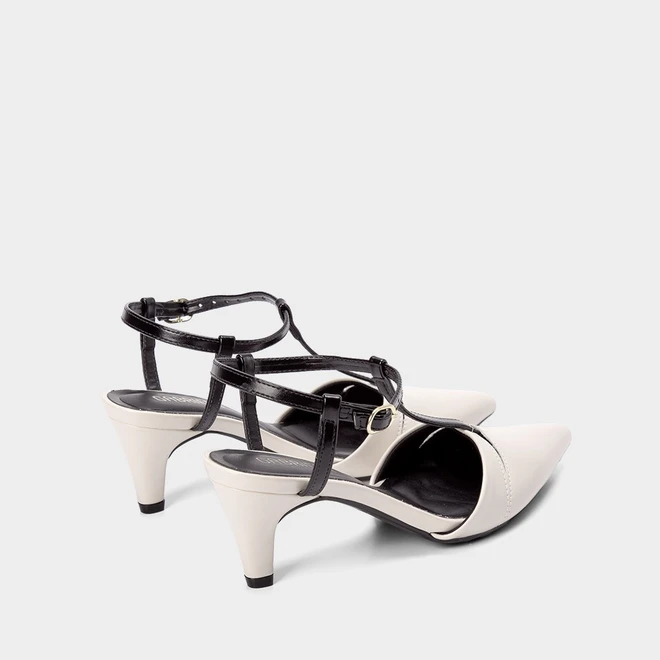 Scarpin Slingback Gabriela Salto Médio Fino Tiras Off White