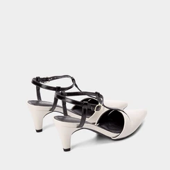 Scarpin Slingback Gabriela Salto Médio Fino Tiras Off White