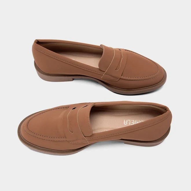 Mocassim Loafer Gabriela Flat Nobuck Caramelo
