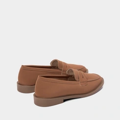 Mocassim Loafer Gabriela Flat Nobuck Caramelo