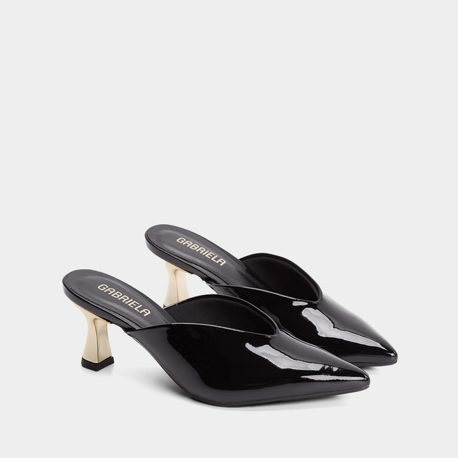 Mule Gabriela Salto Médio Flare Verniz Preto