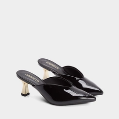 Mule Gabriela Salto Médio Flare Verniz Preto