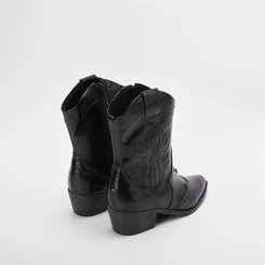 Bota Feminina Sua Cia Country Texana Salto Médio Preto