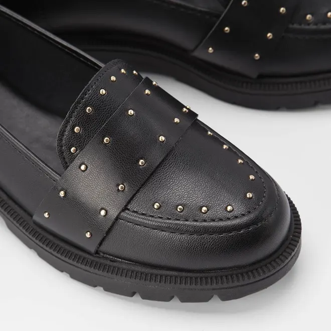 Mocassim Beira Rio Detalhe Mini Rebite Preto