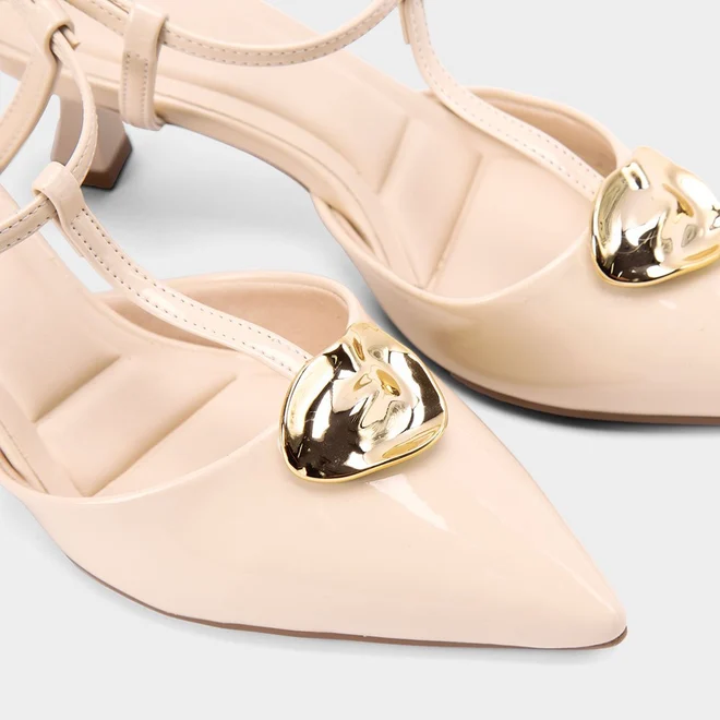 Scarpin Slingback Feminino Gabriela Salto Flare Enfeite Metálico Off White