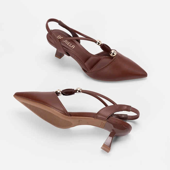 Scarpin Slingback Feminino Gabriela Detalhe Esfera & Pedraria Marrom