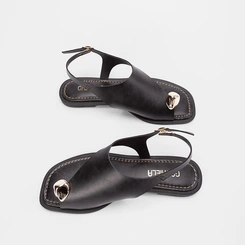 Sandália Rasteira Gabriela Enfeite Bold Preto