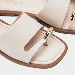 Rasteira Gabriela Enfeite Dedo Bold Off White