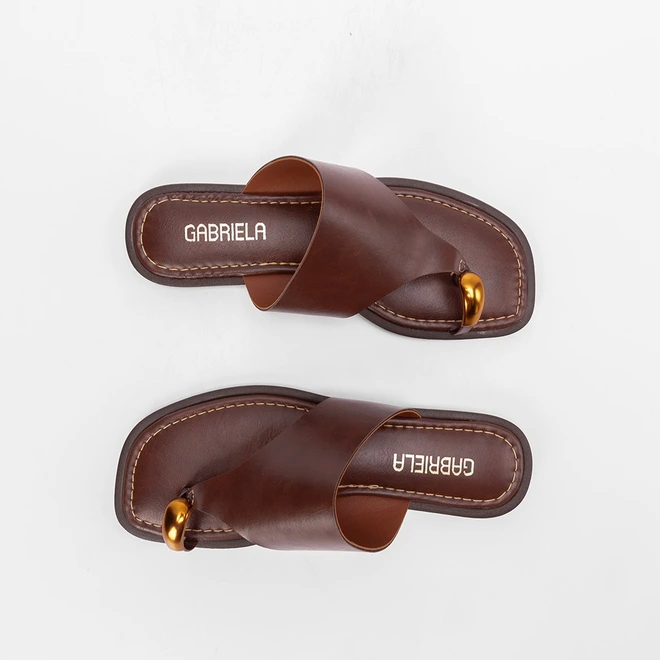 Rasteira de Dedo Gabriela Enfeite Bold Marrom
