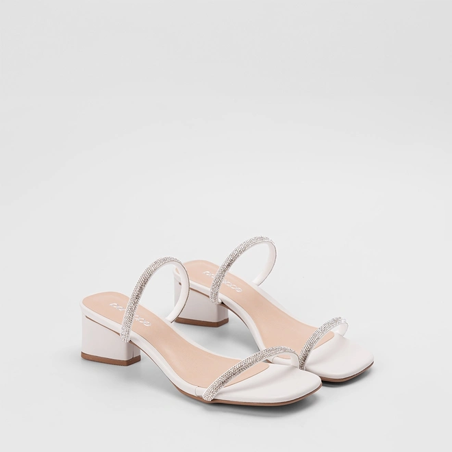 Tamanco Feminino Penélope Salto Geométrico Tiras Strass Off White