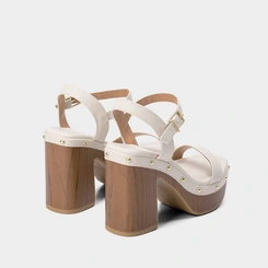 Sandália Meia Pata Vizzano Tachas Off White