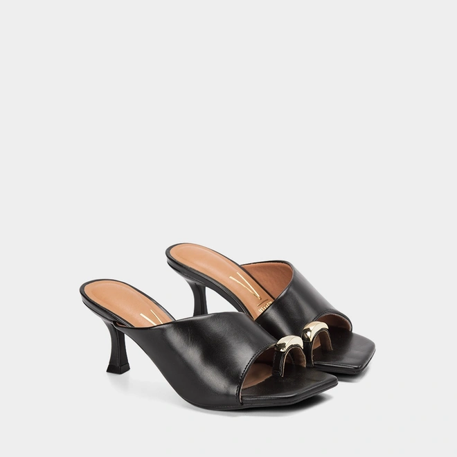 Tamanco Feminino Vizzano Enfeite Dedo Bold Preto