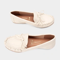 Mocassim Driver Feminino Vizzano Laço Off White
