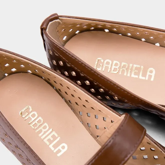 Sapatilha Boneca Gabriela Recortes Vazados Marrom