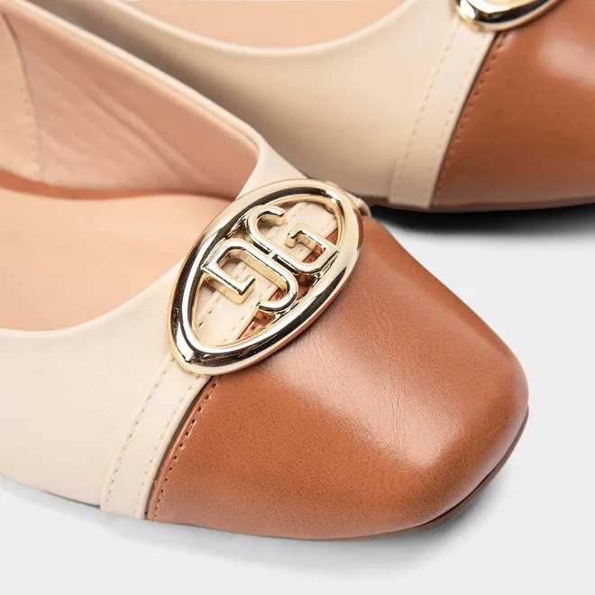 Sapatilha Slingback Gabriela Bico Quadrado Bridão Off White