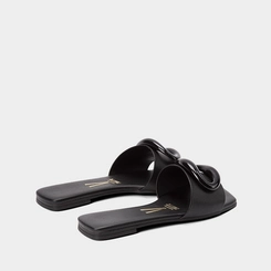 Rasteira Vizzano Bico Quadrado Detalhe Bold Preto